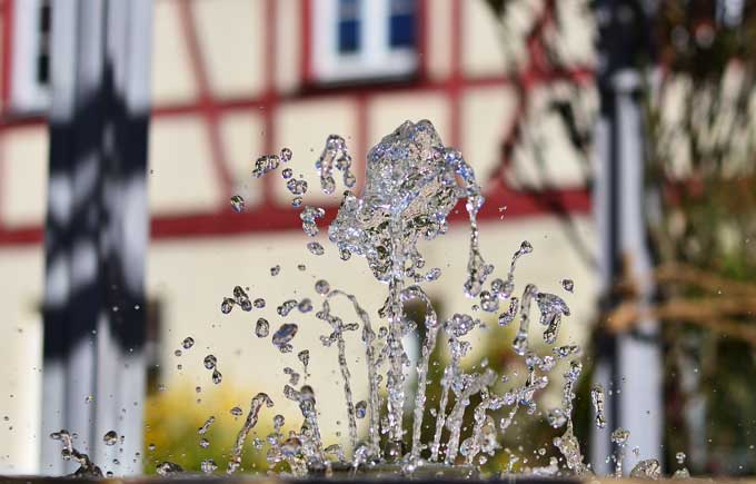 Brunnen im Klostergarten Weissenburg