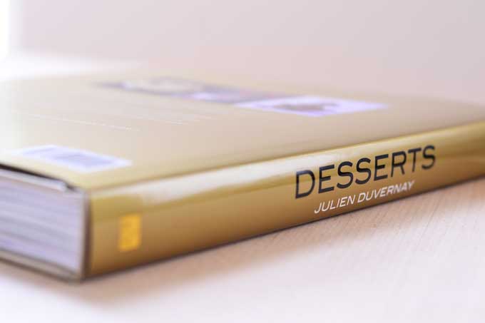 Außenansicht Buchrücken Desserts von Julien Duvernay